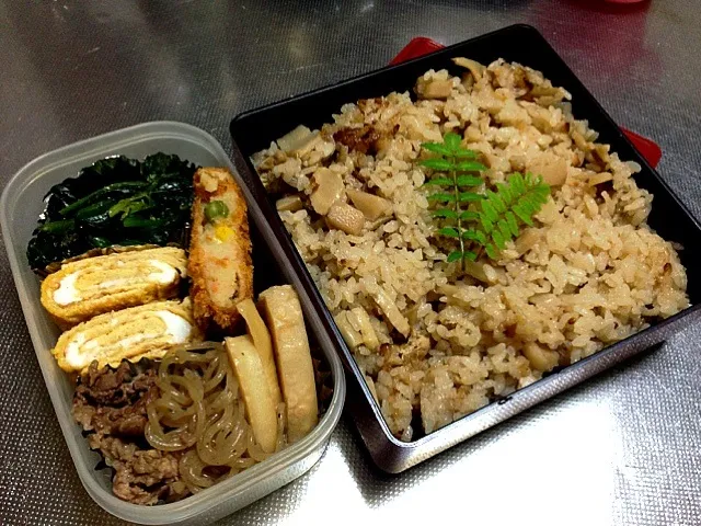 Snapdishの料理写真:たけのこご飯弁当(o^^o)|saki♡さん