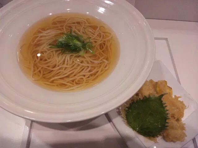 つるとんたんの天ぷらうどん＼(^o^)／|げんちゃんさん