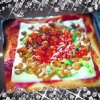 Snapdishの料理写真:納豆ピザトースト|ミュウミュウさん