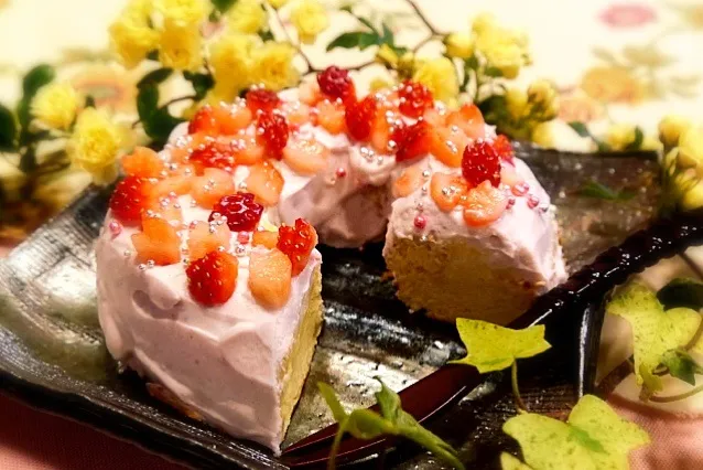 Snapdishの料理写真:🌸 桜と白餡のカスタードエンゼルケーキ 🌸|メイスイさん