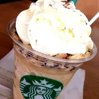 Snapdishの料理写真:コーヒーティラミスフラペチーノ♪(スターバックスコーヒー)|ひろこさん