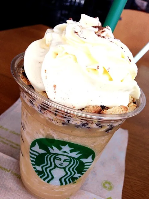 Snapdishの料理写真:コーヒーティラミスフラペチーノ♪(スターバックスコーヒー)|ひろこさん