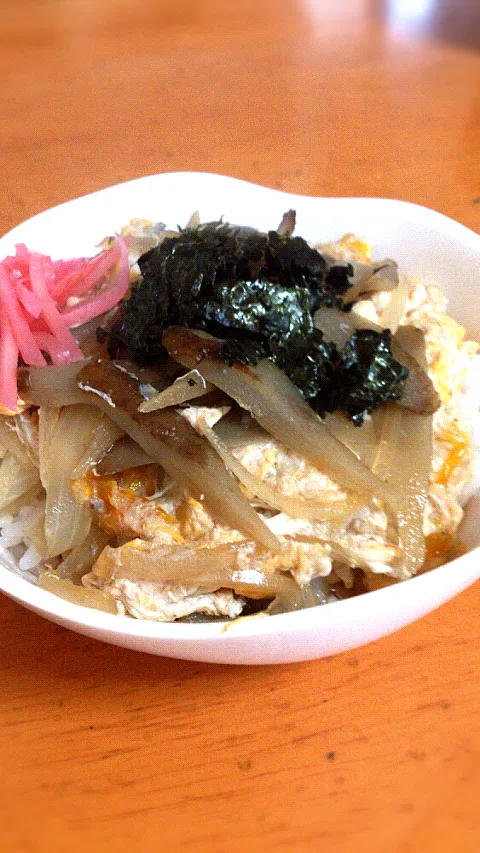 玉子丼（ささがきごぼう入り）|石田尚之さん