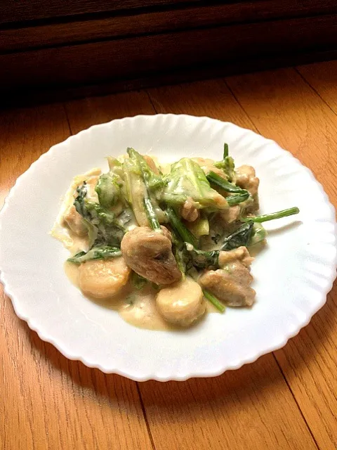 鳥ももと春キャベツとほうれん草のチーズクリーム煮|だるころさん