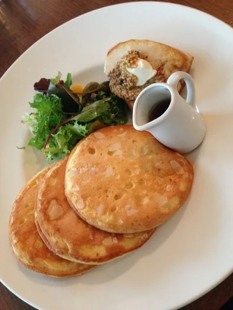 カジキステーキとクリームチーズのパンケーキ|みさきさん