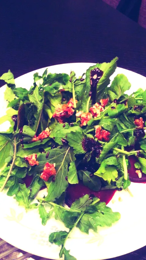 beetroot ricola salad with caramalized walnuts|priyanka mohiteさん