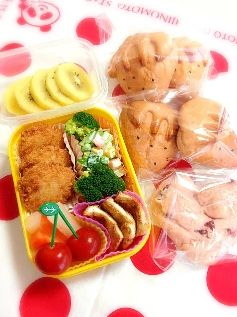 おりぃさんの焼き稲荷でいつものお弁当🍒|麻希さん