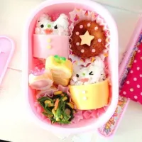 Snapdishの料理写真:お出かけねこ弁当|すずき かなこさん