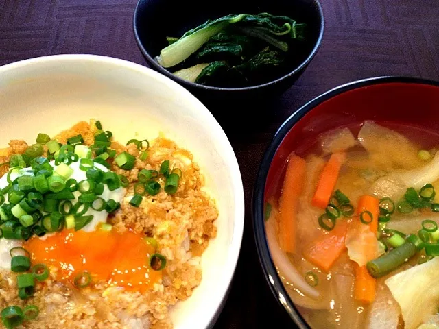 そぼろ親子丼|らぺぽんさん