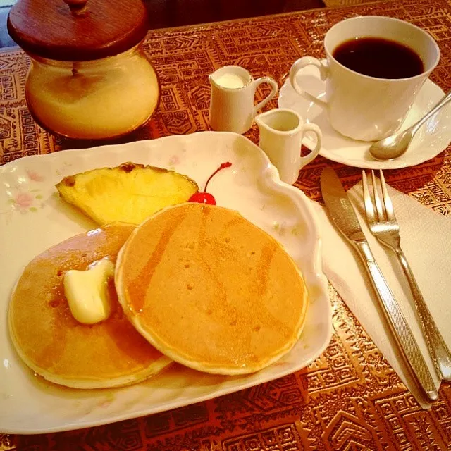 ホットケーキ＆コーヒー。|ふみこさん