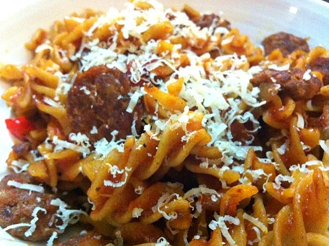 Snapdishの料理写真:Fusilli with chorizo|Jorge Bernal Márquezさん