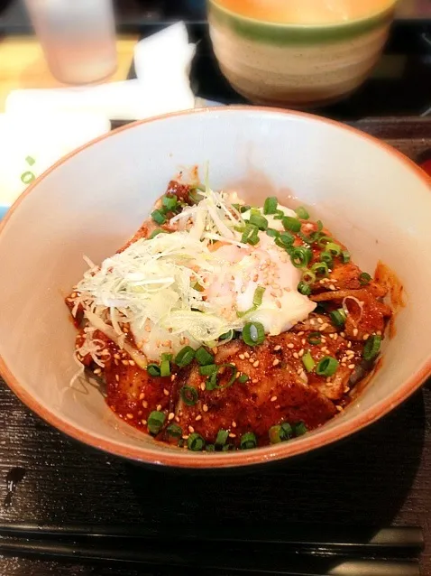 辛味噌の黒豚丼〜♥豚汁付き〜|トマトさん