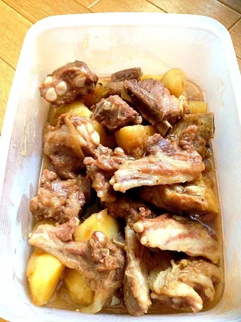 Spare ribs adobo with potato|nakaya glorybeさん