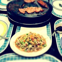 healthy food !! veggies with grilled pork!|yhanyhan villacorteさん