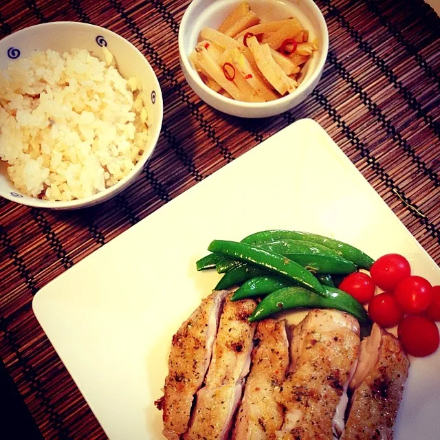 Snapdishの料理写真:鯛めし 鶏肉のソテー  メンマ|🌀さん