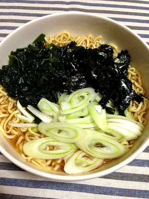 Snapdishの料理写真:シメのラーメン|カザラさん