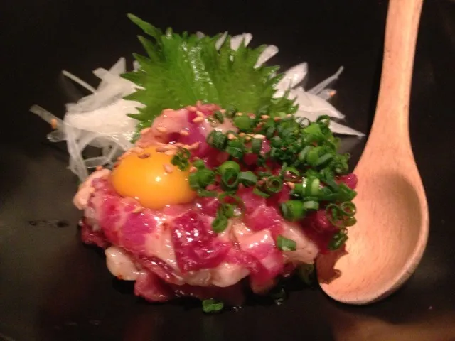 Snapdishの料理写真:Horse sashimi|willzさん