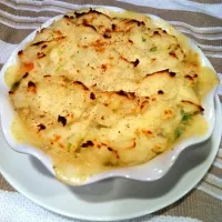 Snapdishの料理写真:Chicken pot pie with mashed potato topping|Wendy Bruneさん