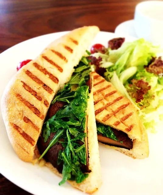 Portobello, mozzarella and rocket ciabatta@Flock Cafe|coxiella24さん