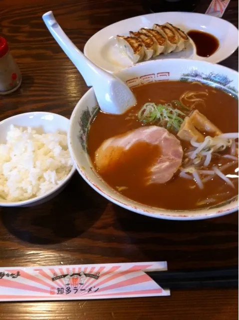 赤味噌ラーメン|ゆうさくさん