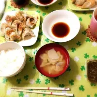 カブと椎茸の味噌汁と宝永さんの餃子|れいさん