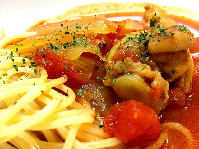 チキンのトマト煮スパ添え🍅|ATSU★さん