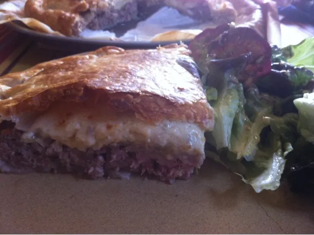 Beef, veal and Auvergne Blue Cheese Pie|PHILIPPEさん