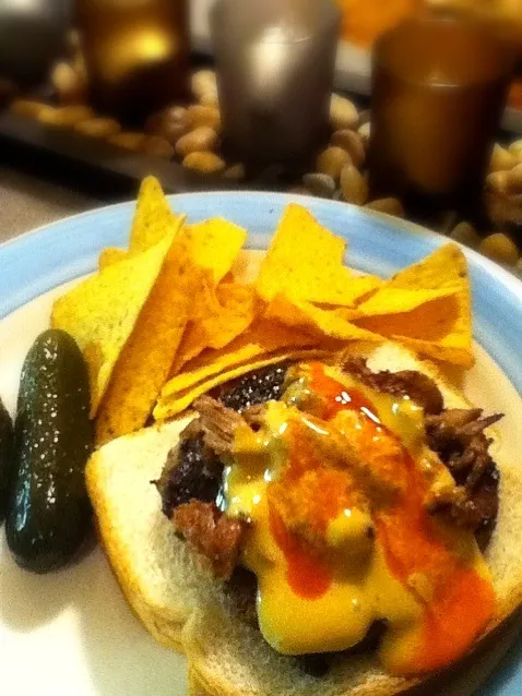 Hamburger top with rib meat with terry ho's yum yum sauce and franks hot sauce ranch chips and pickles|SBさん