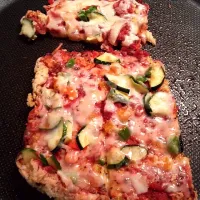 cauliflower crust pizza|alisonさん