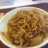 Snapdishの料理写真:やきそば牛丼@すき家|矢澤さん