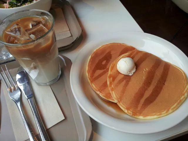 クリームチーズとメープルのパンケーキ|しーちゃんさん