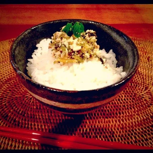 のっけご飯に♡ピリ辛な高菜豆腐|ちあきさん