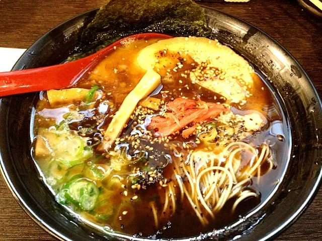 Snapdishの料理写真:黒だるまらぁ麺|ヒロさん