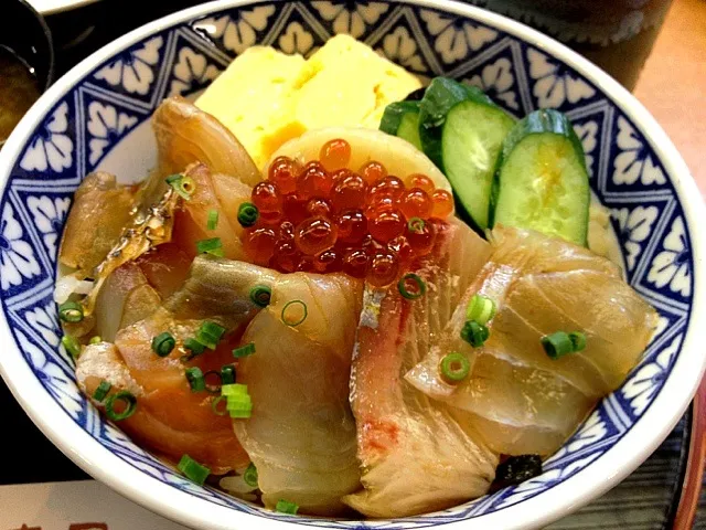 仙台づけ丼|さわだりかさん