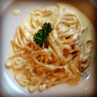 Snapdishの料理写真:Fettucini Alfredo|nitanataprawiraさん