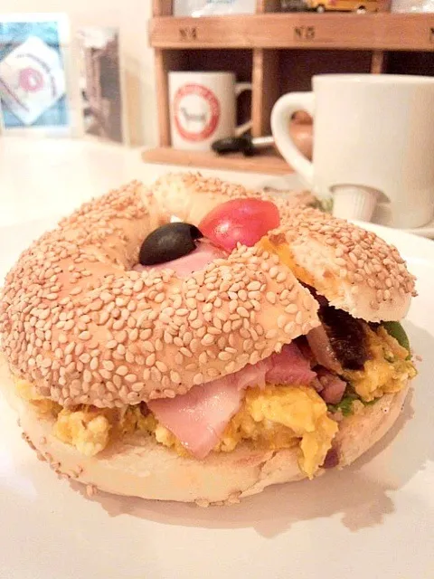 POKO BAGEL本店でモントリオール式ベーグルモーニング。|しま。さん