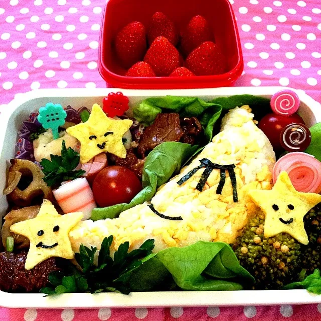 Snapdishの料理写真:【女の子弁当🌸】                         お月さま、明日も楽しい日になりますように！|志野さん