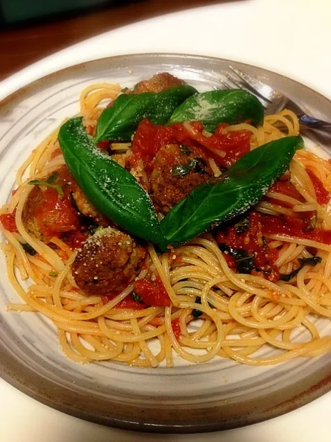 Spaghetti w/ meatball tomatoes sauce|Emi Chiba-Smithさん