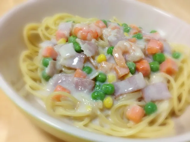 ベーコンとエビのクリームパスタ|まどかりさん