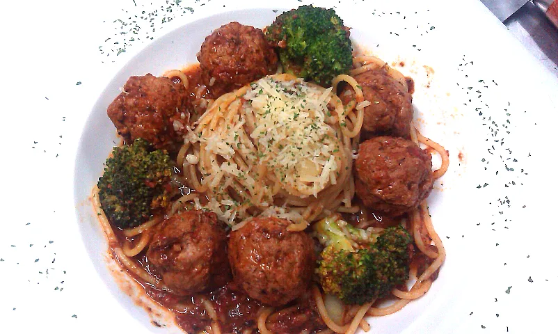 spaghetti with duck meat ball and red wine sauce|廖耀鳴さん