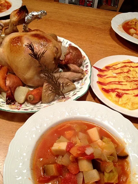 鶏の丸焼き、ミネストローネ、チーズオムレツ🎶|レナコさん