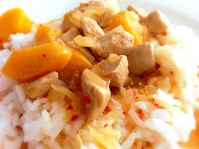 Snapdishの料理写真:Peachy Chicken, Sambal Oelek, Mango Chutney with Rice|Patrikさん