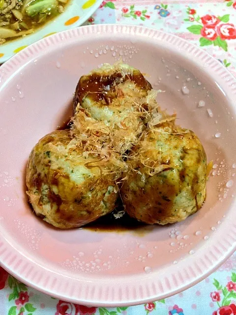 はんぺんと紅生姜と青のりのたこ焼き風だんご|まゆめろさん