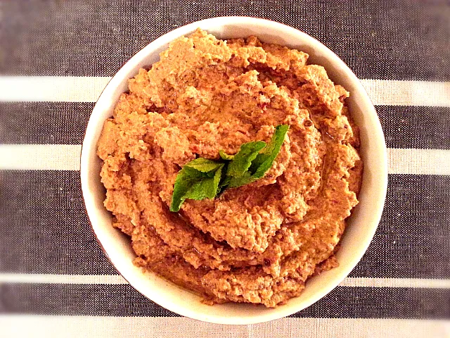 Eggplant and Dry Tomatoes Dip|Danielaさん