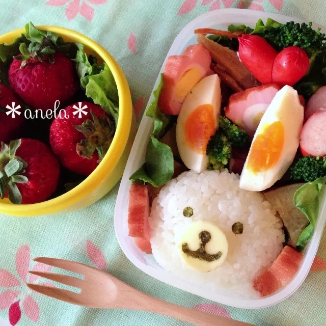 Snapdishの料理写真:うさぎ弁当|あねらさん