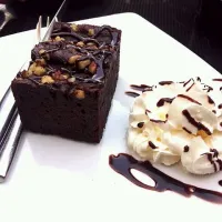 Chocolate brownie!|Mercedes Moralesさん