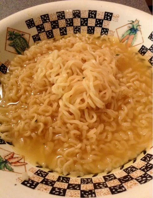 Chicken Ramen Noodle Soup|Romeoさん