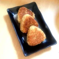 Snapdishの料理写真:焼きおにぎり|miccoさん