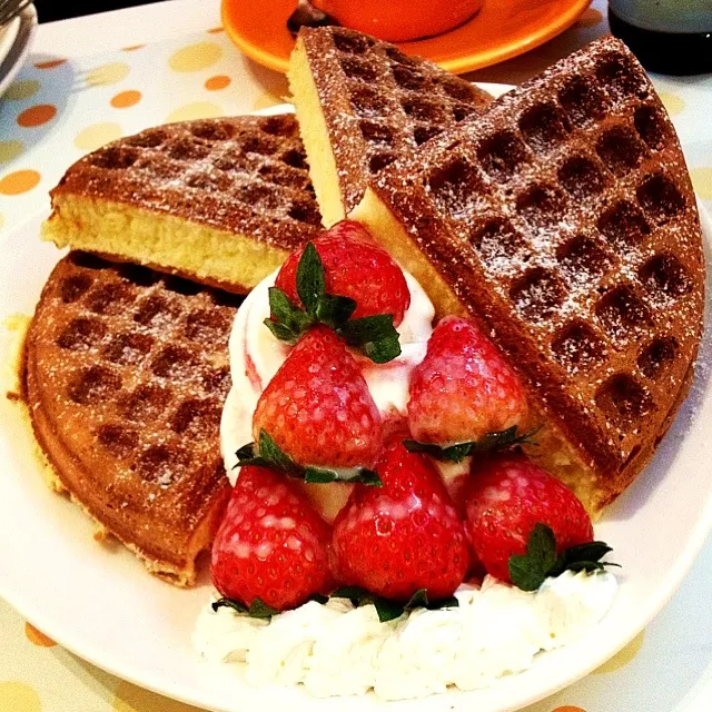 Strawberry Waffle|tzean chenさん