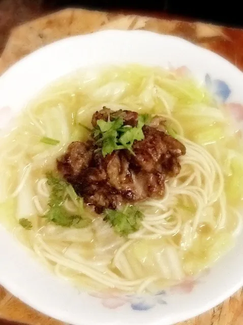 🍜シンプル豚骨肉ラーメン🐷|さとう かおりさん